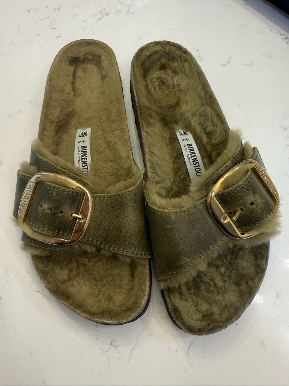 Birkenstock Madrid Big Buckle Shearling Oiled Leather Sandals in Olive Sz 38